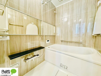 �����@�����������F���̗����ŁA1���̔��������������Ă��������B