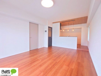 ���r���O�@�Ƒ��݂�Ȃ�������肭�낰��L�X�Ƃ����P�T���ȏ�̃��r���O�ł�