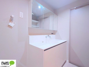 ���ʑ�E���ʏ��@�傫�ȋ��Ō��₷�����ʉ��ϑ�