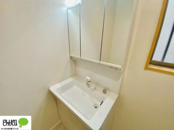 ���ʑ�E���ʏ��@�傫�ȋ��Ō��₷�����ʉ��ϑ�