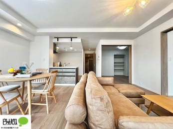 ���̑��@���r���O����̓L�b�`���ɂ���}�}��p�p��������̂ŁA���q�l���V�񂾂�x�񂾂���S���ĉ߂������Ƃ��ł��܂��B