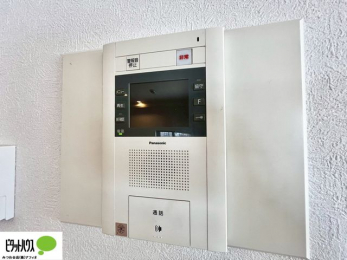 ���̑��@������Ԃ����S��TV���j�^�[�t���C���^�[�z��