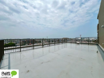 ���̑��@�J�������郋�[�t�o���R�j�[�B