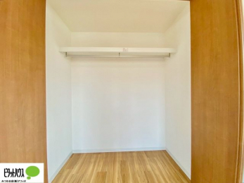 ���̑��@���r���O���[