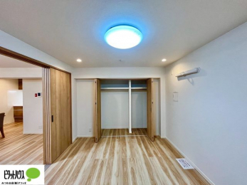 ���[�@���[�X�y�[�X���L�x�ł��������L���g���܂��B