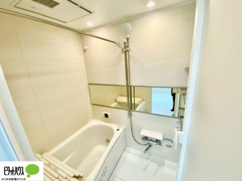 �����@�����������F���̗����ŁA1���̔��������������Ă��������B