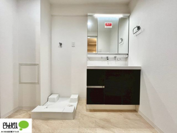 ���ʑ�E���ʏ��@�g���₷���V���v���Ȑ��ʉ��ϑ�B�����̎x�x�͂�������n�܂�܂��B