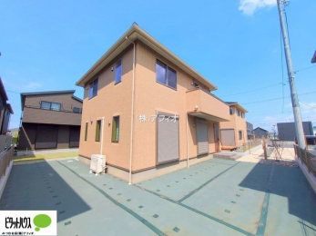 �O�ώʐ^�@�ՐÂȏZ��X�̑�^�����Z��ł�