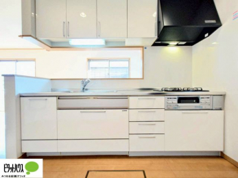 �L�b�`���@�Ƒ��Ƃ��b���Ȃ���y���������ł���J�E���^�[�L�b�`��