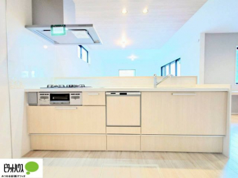 �L�b�`���@�Ƒ��Ƃ��b���Ȃ���y���������ł���J�E���^�[�L�b�`��