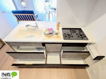 �L�b�`���@�H���̌�̕Еt�����y�ɂȂ�A�H��􂢊����@�t���B