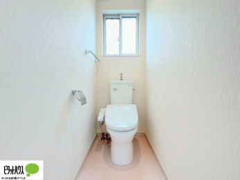 �g�C���@1�E2�K�E�H�V�����b�g�g�C�������B