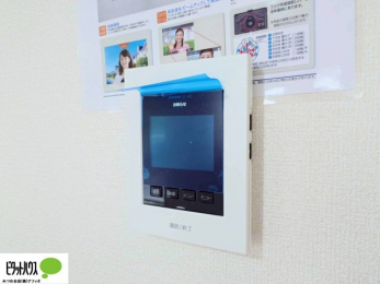 ���̑��@������Ԃ����S��TV���j�^�[�t���C���^�[�z��