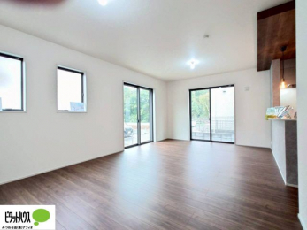 ���r���O�@�Ƒ��݂�Ȃ�������肭�낰��L�X�Ƃ����P9���ȏ�̃��r���O�ł�