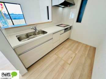 �L�b�`���@�{�H��ʐ^�F������ꂵ�₷��3���R�����B�����̎��ԒZ�k���ł��āA�X���[�Y�ɗ����ł��܂��B