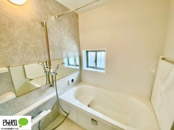 �����@1���̔�����������x���̓��͂��q�l�Ƃ̃R�~���j�P�[�V�����̏�Ƃ���