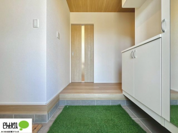 ���ց@�V���[�Y�{�b�N�X�ɂ́A�g�����Ȃ݃`�F�b�N���ł���S�g�~���[�t���I