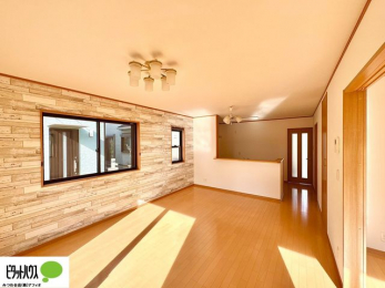 ���r���O�@�l�C�̑ΖʃL�b�`���ŉƑ��݂�Ȃ������ꏏ�B