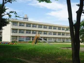 ���ӊ��@�s���s�������䏬�w�Z �k��11���B 832m