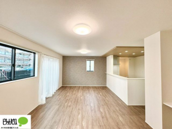 ���r���O�@�A�N�Z���g�N���X���g�p�����A�������ȃ��r���O