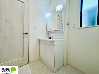 ���ʑ�E���ʏ��@�{�H��ʐ^�@�g������̂����O�ʋ��B24���Ԋ��C�̊��C��Ƒ������萴�����̂�����ʎ��ł��B