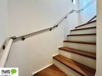 ���̑��@�����Ȃ��q�l���N�z�̕������S���ď�艺��ł���A�肷��t���K�i