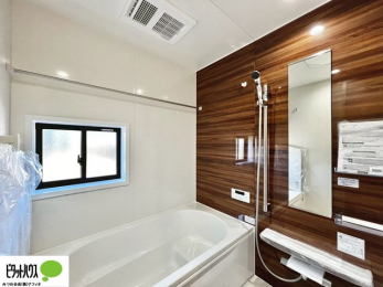 �����@1���̔�����������x���̓��͂��q�l�Ƃ̃R�~���j�P�[�V�����̏�Ƃ���