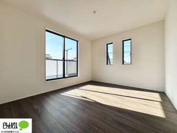 ���[�@����̏I���ɕv�w�ł������߂������Q���B�L���ɂ�Ƃ肪����A�Ƒ��̋C�z�������Ȃ������������x�߂���S�̃v���C�x�[�g��Ԃł��B