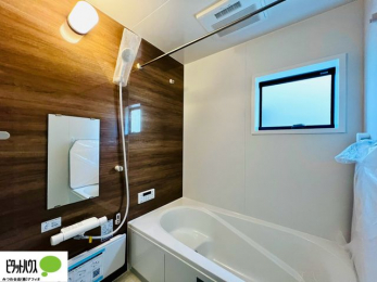 �����@�{�H��ʐ^�@�����̔�������Ă���闁���͍L�X�������B�x���͂��q�l�ƈꏏ�ɗV�тȂ������܂��ˁB