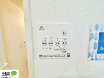 ���̑��@�{�H��ʐ^�@24���Ԋ��C�E���C�E�����E�����E�g�[�t��