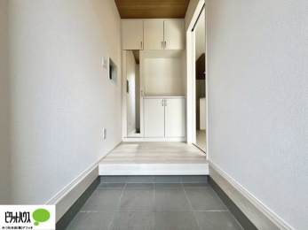 ���ց@�V���[�Y�{�b�N�X�ɂ́A�g�����Ȃ݃`�F�b�N���ł���S�g�~���[�t���I