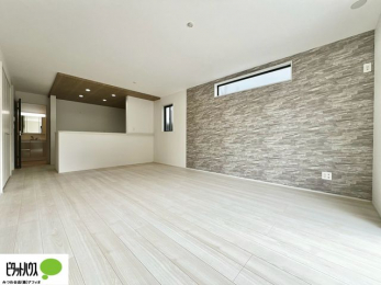 ���r���O�@�L�X�k�c�j�I����̑傫�ȃ\�t�@��u���Ă������f��ӏ܂��ǂ��ł��ˁB