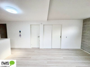 ���r���O�@�������̂��锒����Ƃ������r���O