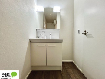 ���ʑ�E���ʏ��@�{�H��ʐ^�F�g���₷���V���v���Ȑ��ʉ��ϑ�B�����̎x�x�͂�������n�܂�܂��B