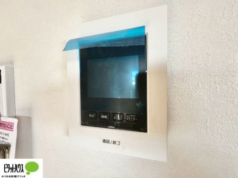 ���̑��@�{�H��ʐ^�F������Ԃ����S��TV���j�^�[�t���C���^�[�z��