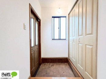 ���̑��@���邭�J���I�ȍL�����ցB