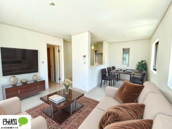 ���r���O�@�l�C�̑ΖʃL�b�`���ŉƑ��݂�Ȃ������ꏏ�B