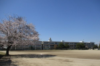 ���ӊ��@���c�s�����R���w�Z �k��24���B 1900m