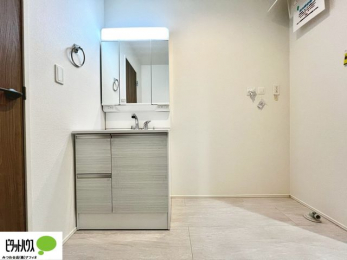 ���ʑ�E���ʏ��@�{�H��ʐ^�@�g���₷���V���v���Ȑ��ʉ��ϑ�B�����̎x�x�͂�������n�܂�܂��B