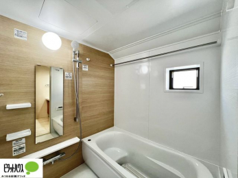 �����@�{�H��ʐ^�@�����̔�������Ă���闁���͍L�X�������B�x���͂��q�l�ƈꏏ�ɗV�тȂ������܂��ˁB