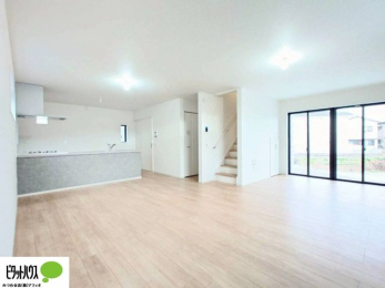 ���r���O�@�C���e���A�̉f����L�X�Ƃ������r���O22��