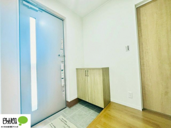 �@���S�̃_�u�����b�N���փh�A