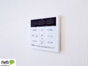 ���̑��@�{�H��ʐ^�F�{�^���ЂƂł������肪�ł���I�[�g�o�X�B�����C�̏������s���Ɖ��������ł炭�炭�����I