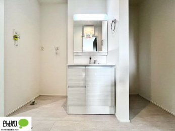 ���ʑ�E���ʏ��@�{�H��ʐ^�@�g���₷���V���v���Ȑ��ʉ��ϑ�B�����̎x�x�͂�������n�܂�܂��B