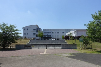 ���ӊ��@���q�s��/�P�䐼���w�Z �k��17���B 1300m