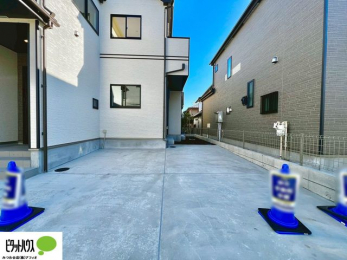 ���̑��@�}�ȗ��q����A���Ƒ��̎��]�ԃX�y�[�X�Ƃ��Ă��劈��B