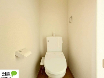 �g�C���@1�E2�K�E�H�V�����b�g�g�C�������B