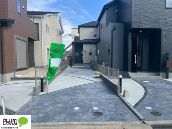 ���r���O�@�J�[�X�y�[�X