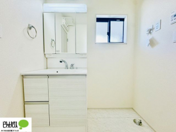 ���ʑ�E���ʏ��@�{�H��ʐ^�F�傫�ȋ��Ō��₷�����ʉ��ϑ�ł�