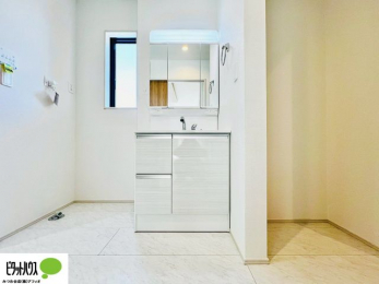 ���ʑ�E���ʏ��@�{�H��ʐ^�@�g���₷���V���v���Ȑ��ʉ��ϑ�B�����̎x�x�͂�������n�܂�܂��B